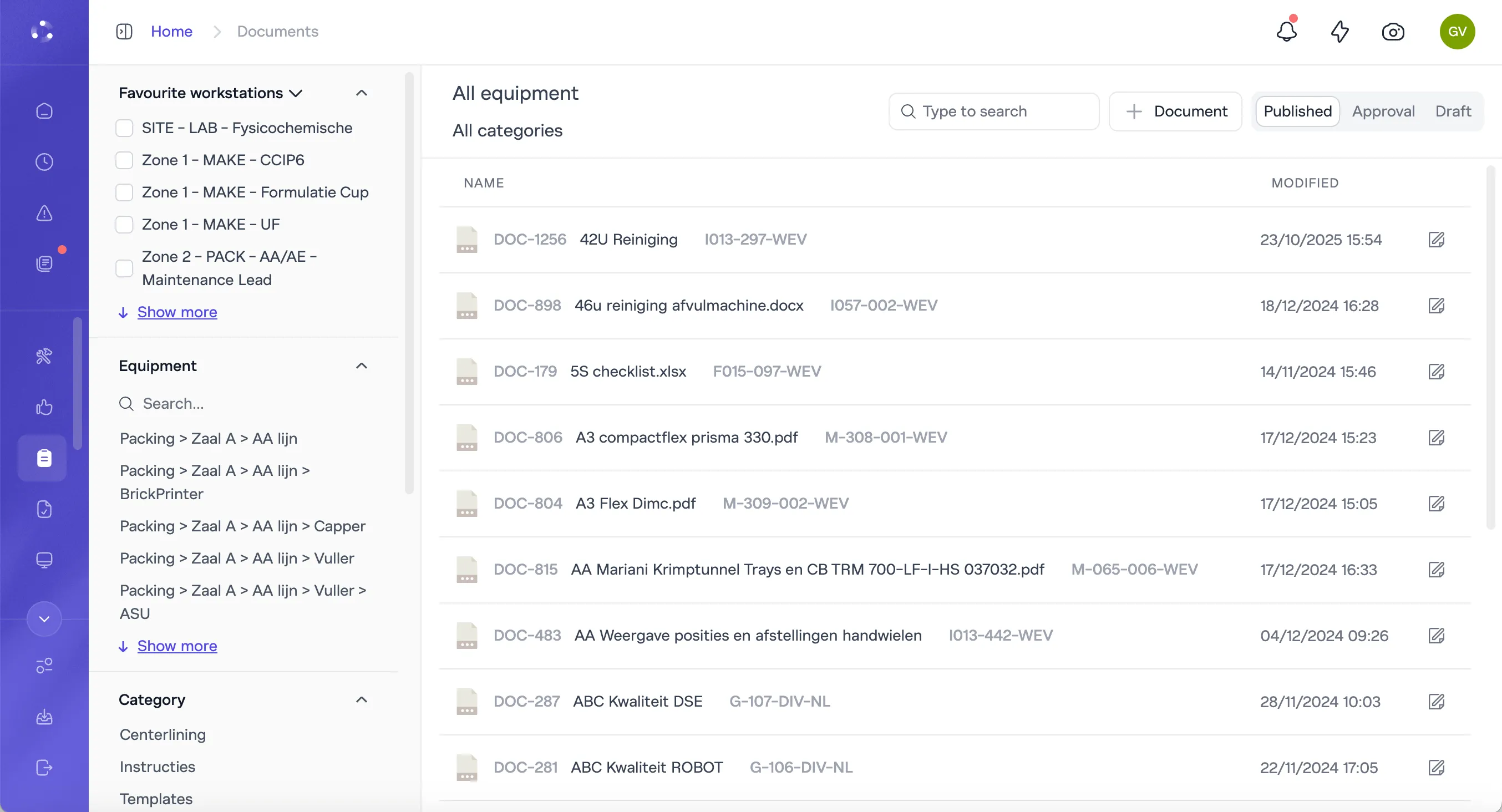 Maecos Document Management showing version-controlled procedure with full audit trail